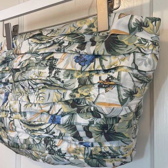 Abercrombie & Fitch NWT Top | Size XL - Picture 9 of 13